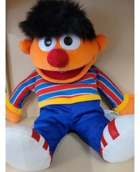marionnette Ernie sésame...